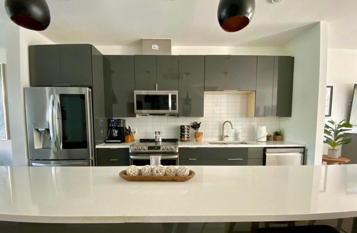 Walk To Downtown Ut Sports Famous Dining And Abundant Nightlife From This Luxury Condo W 3 Restaurants In The Complex Όστιν Εξωτερικό φωτογραφία