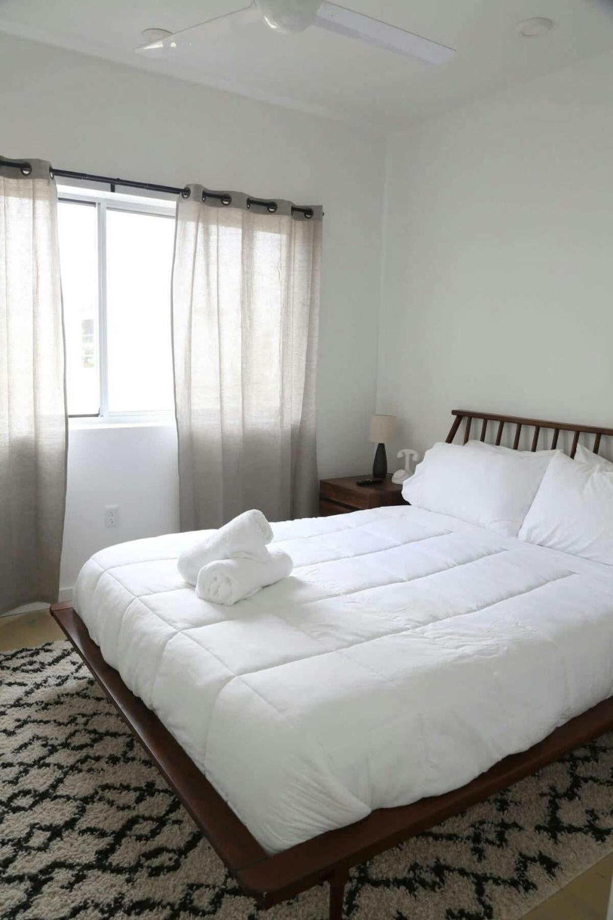 Walk To Downtown Ut Sports Famous Dining And Abundant Nightlife From This Luxury Condo W 3 Restaurants In The Complex Όστιν Εξωτερικό φωτογραφία
